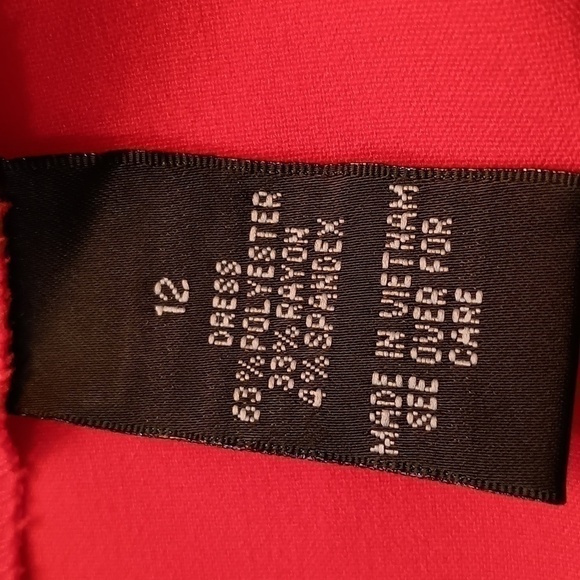 AGB Fit and Flare Red Belted Sleevless Dress - Picture 4 of 7